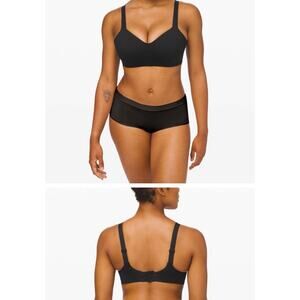 Lululemon 32D Sports Bra Black Hold True Wireless Back Closure NWOT